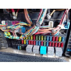 Блок запобіжників на Mercedes Actros (EURO 5, EURO 6)  А0014463558