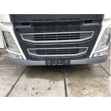 Бампер (траверса) VOLVO FH4 (13) (Euro 6) ВОЛЬВО ФШ4 (13) (Євро 6)  21413787